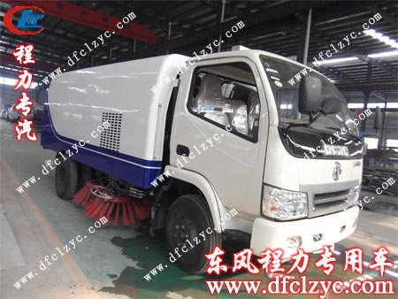 東風(fēng)勁卡多功能掃路帶灑水車生產(chǎn)完畢 東風(fēng)勁卡多功能掃路帶灑水車生產(chǎn)完畢