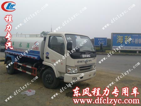 東風(fēng)小霸王灑水車 東風(fēng)小霸王灑水車