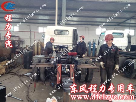 已快完工的東風(fēng)銳鈴藍(lán)牌清障車 已快完工的東風(fēng)銳鈴藍(lán)牌清障車