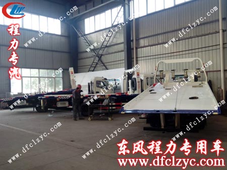 已生產(chǎn)完畢等待用戶來提的道路清障車 已生產(chǎn)完畢等待用戶來提的道路清障車