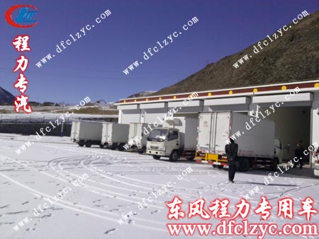 湖北程力江鈴廂式貨車隊順利交與客戶