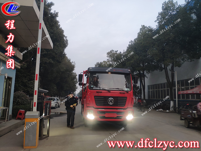 程力集團(tuán)東風(fēng)景程平板車 程力集團(tuán)東風(fēng)景程平板車